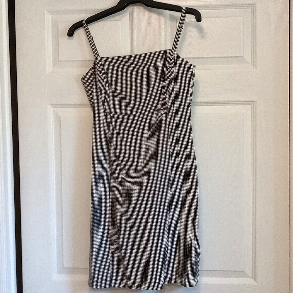Vintage the limited gingham black and white mini sundress. Size 8